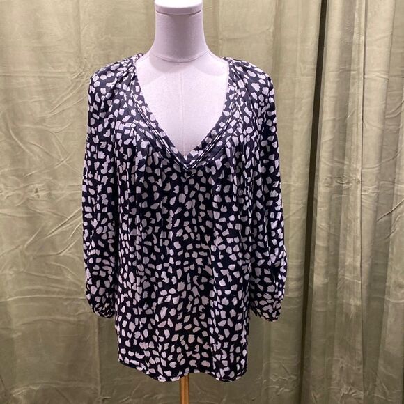 Diane Von Furstenberg Black and Cream Abstract Blouse, US4 - Picture 1 of 9